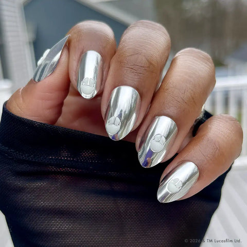 Dark Saber Holographic Chrome - Press-Ons | Medium | Almond