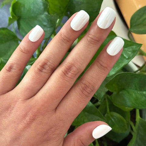 White Chrome - Press-On | Extra Short | Squoval