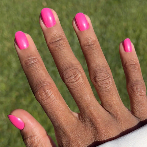 Hot Pink Chrome - Press On | Extra Short | Round