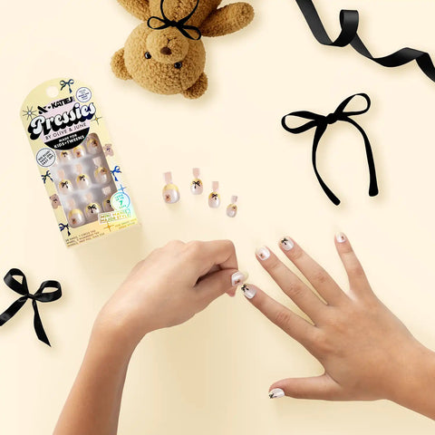 Bears and Bows - Pressies | Extra Short Short | Round