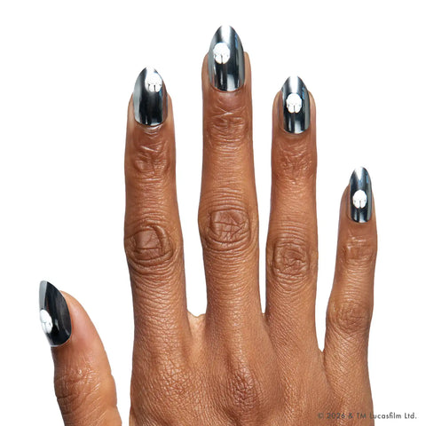 Dark Saber Holographic Chrome - Press-Ons | Medium | Almond