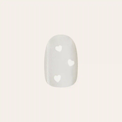 Velvet Pearly Hearts - Tab Press On | Extra Short | Round