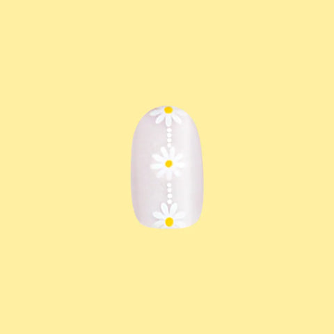 Daisy Chain - Press-On | Short | Round