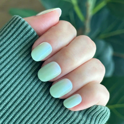 Minty Shimmer | Extra Short | Round - Tab Press-On